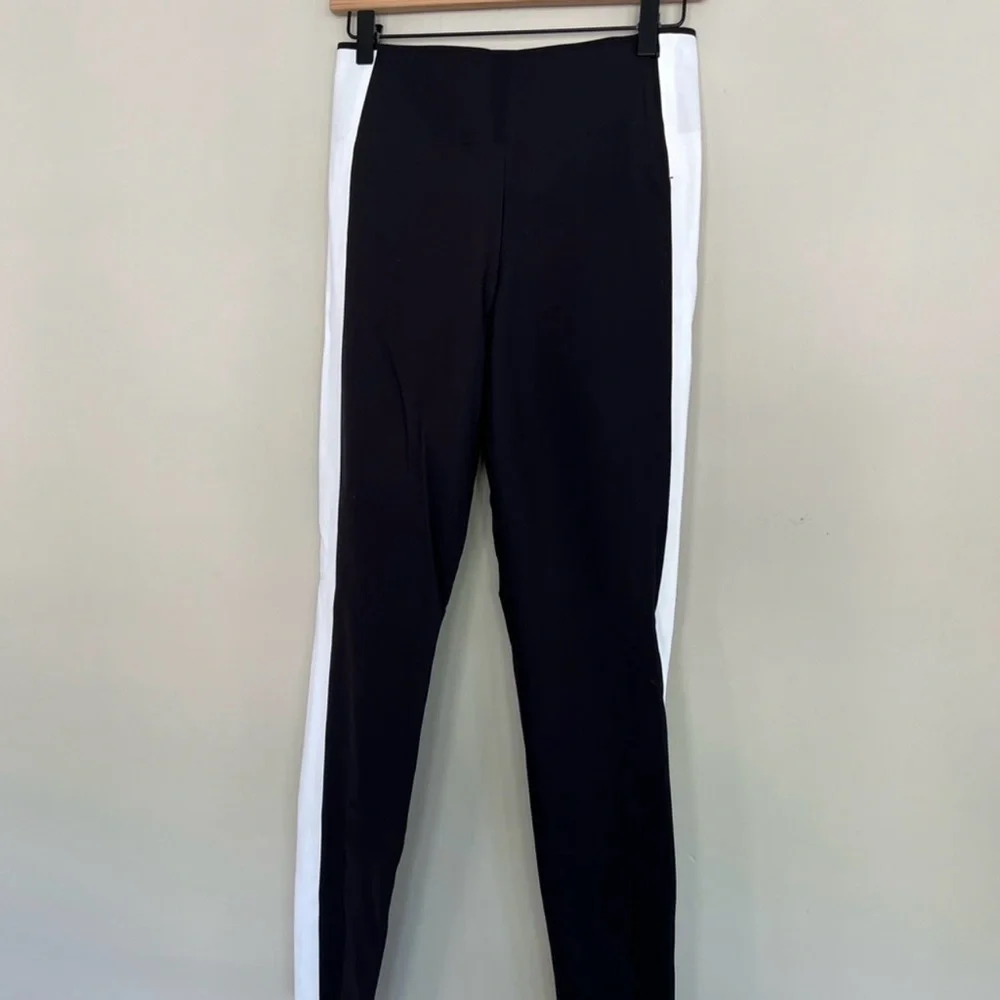 Athleta Interstellar Tights size 2p - Picture 4 of 11